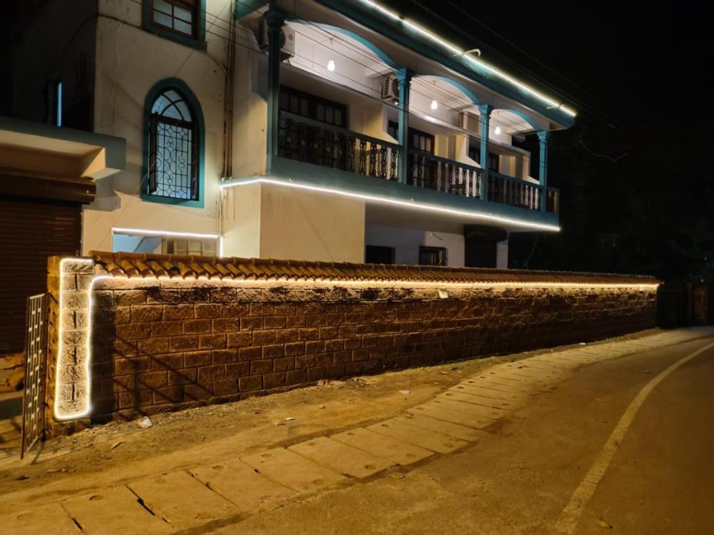 Calangute Beach Rocks Экстерьер фото